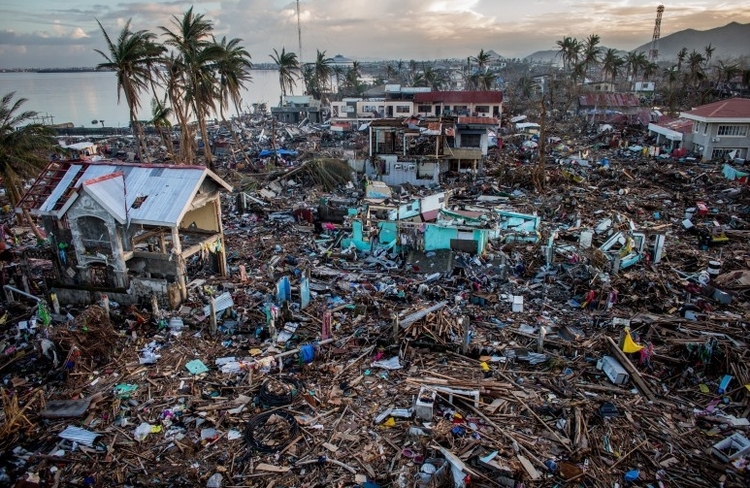 I nagroda w kat. General News - reportaż, "Typhoon Haiyan", fot. Chris McGrath 