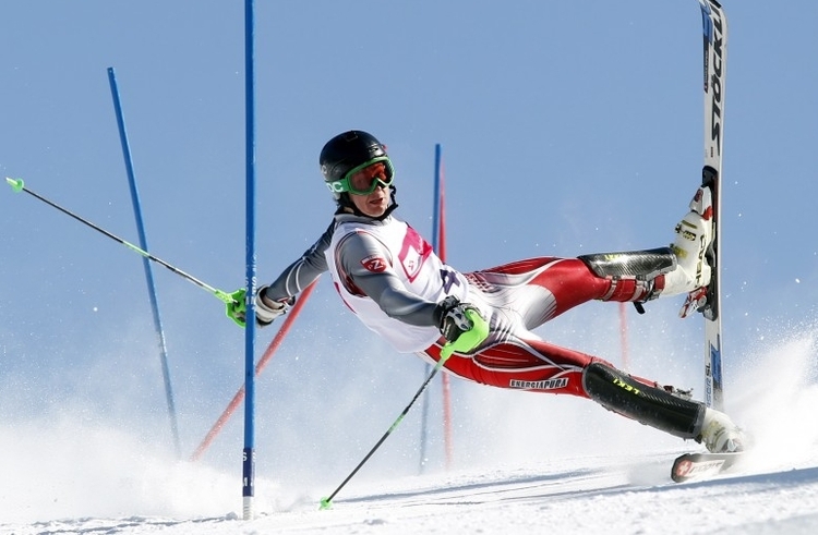 II nagroda w kat. Akcja sportowa - zdjęcie pojedyncze, "Slalom action", fot. Andrzej Grygiel 