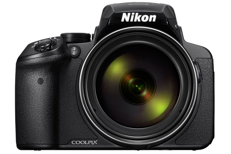 Nikon Coolpix P900 - cyfrowy kompakt z rekordowym zoomem 83x