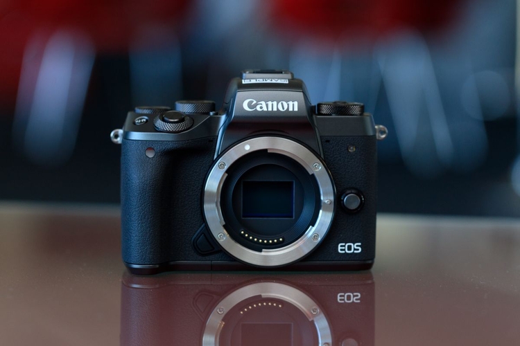 Canon EOS M5 [pierwsze wrażenia]