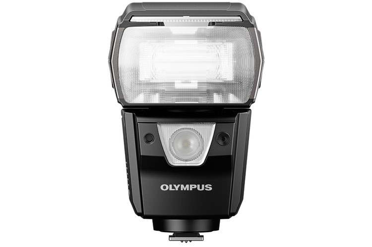 Olympus FL-900R - uszczelniana lampa błyskowa dla systemu Mikro 4/3