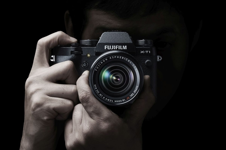 Fujifilm X-T1 - profesjonalista bez lustra