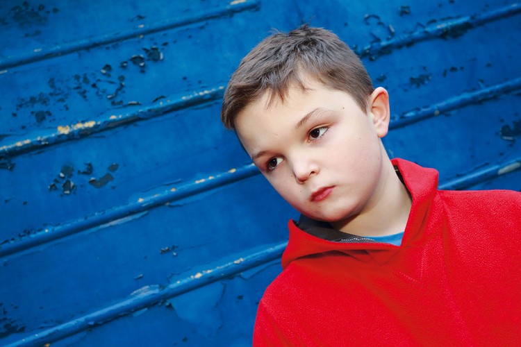 Portret
Poziom wyostrzania zostaje
obniżony, a jego kolorystyka
zmieniona, żeby można było
uzyskać gładszą skórę o bardziej
naturalnym odcieniu.