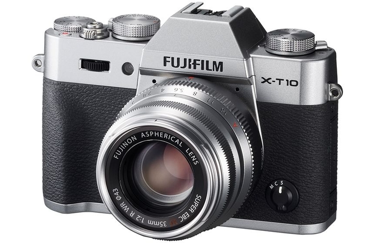 XF 35 mm f/2 oraz XF 1,4x - nowa stałka i konwerter od Fujifilm